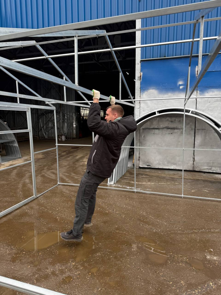 Теплица СпецПрофРесурс СПР 40д-0.67м-4,6,8,10 фото-6 Теплица СпецПрофРесурс СПР 40д-0.67м-4,6,8,10 фото-6